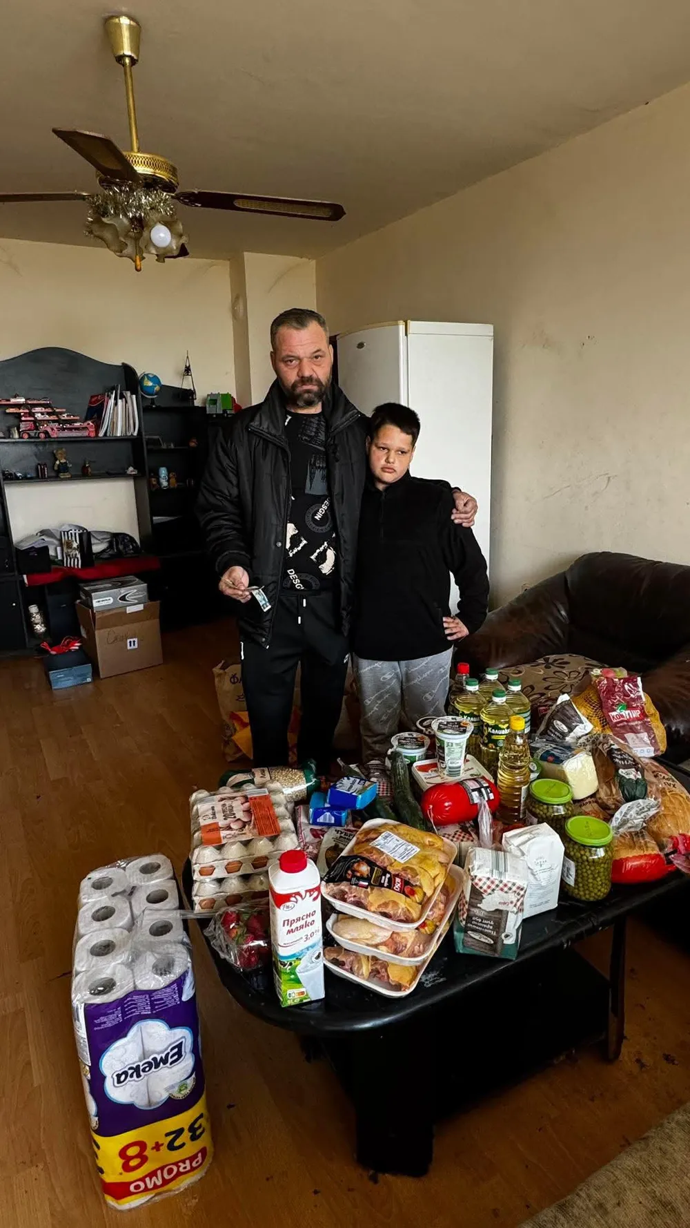 Подкрепа за татко Цветан и дете Алекс 