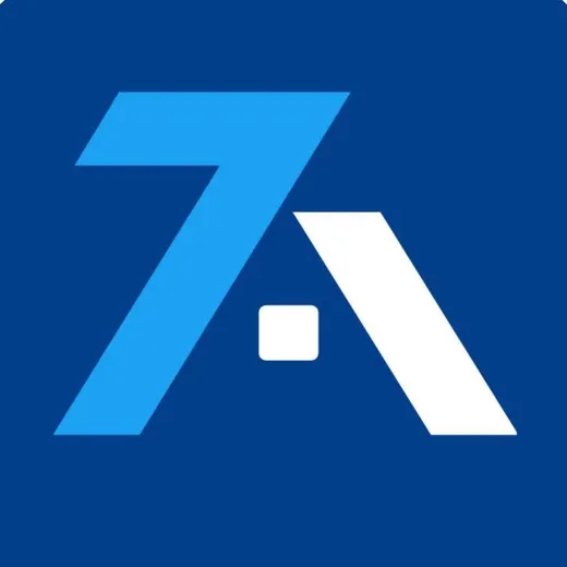 Лого на 7 ESTATE